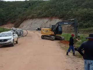 Prefeitura de Itamaraju realiza obras de recuperação de ponte no distrito de Pirajá