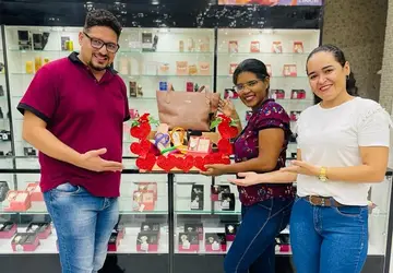 Real Calçados de Itamaraju realiza entrega de prêmio da Campanha Amor de Mãe