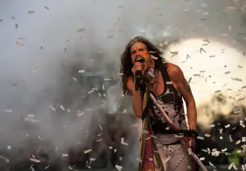 Aerosmith adia shows de residência em Las Vegas após Steven Tyler se internar