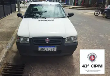 43ª CIPM recupera veículo com restrição de roubo, em Itamaraju