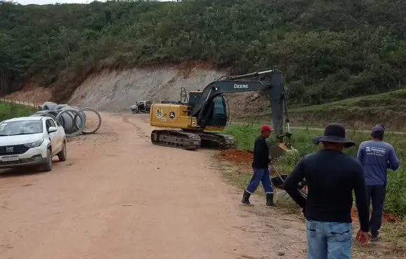 Prefeitura de Itamaraju realiza obras de recuperação de ponte no distrito de Pirajá